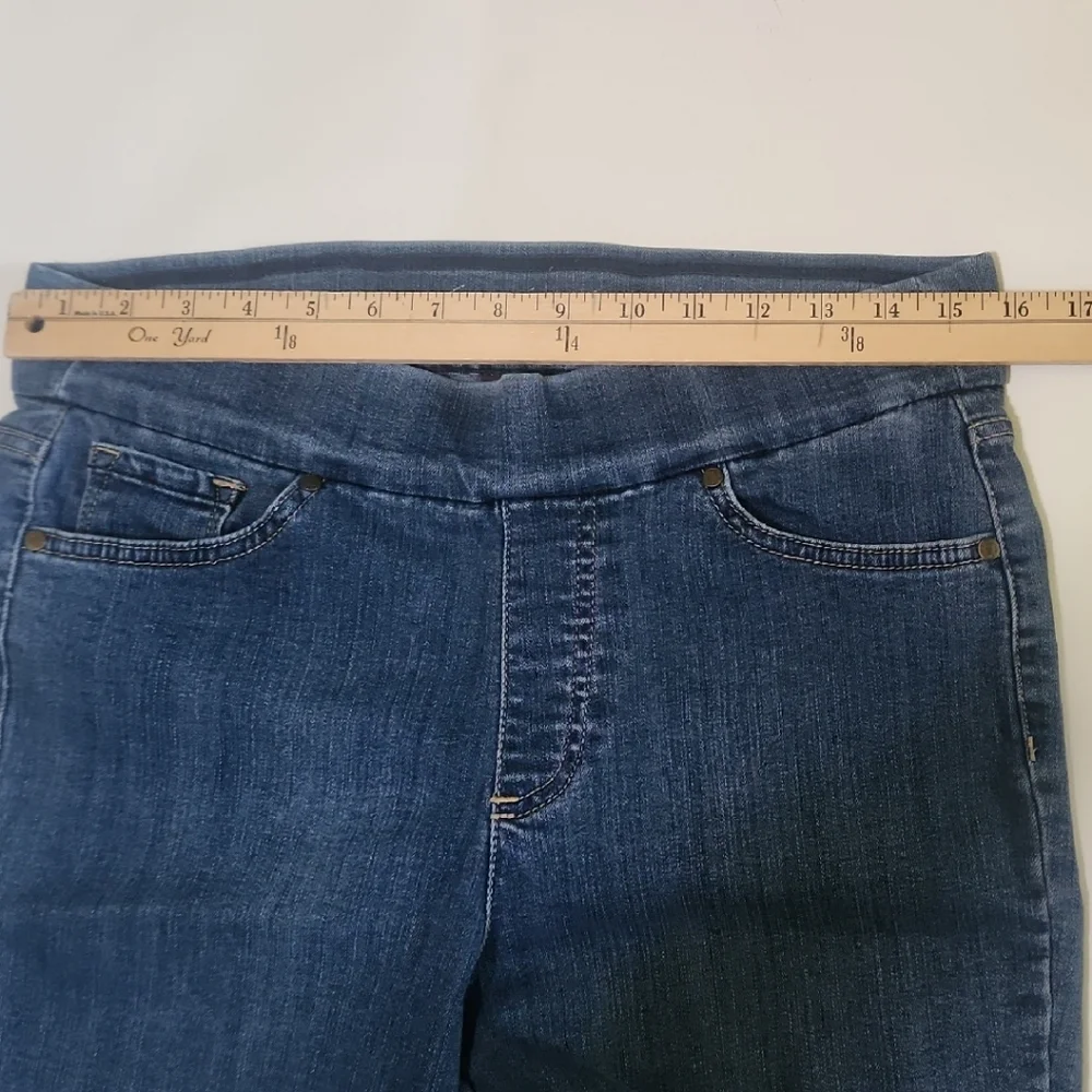 Gloria Vanderbilt Women's Shorts - Picture 5 of 13